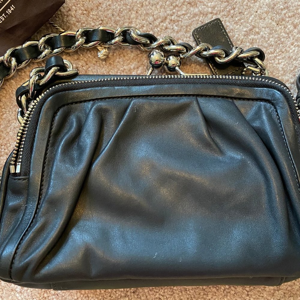 Vintage Coach Parker Kisslock Leather Chain Handbag (E0971-13621) retail price $